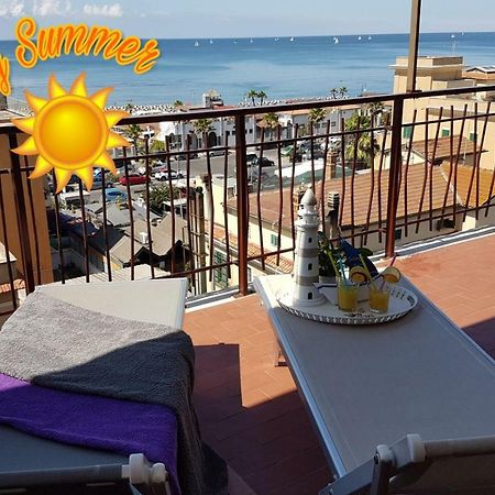 Mary'S Penthouse Apartment Лидо ди Остия Екстериор снимка
