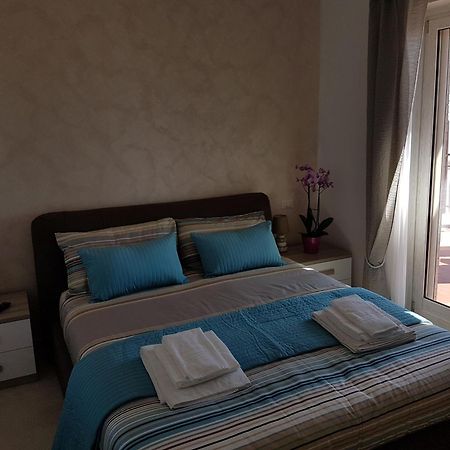 Mary'S Penthouse Apartment Лидо ди Остия Екстериор снимка