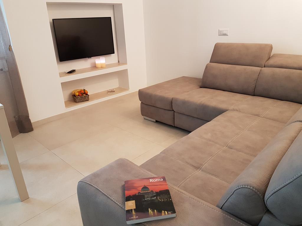 Mary'S Penthouse Apartment Лидо ди Остия Екстериор снимка